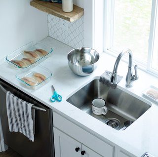 How To Easily Clean A Stainless Steel Sink