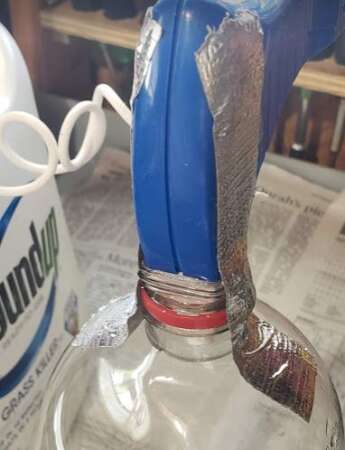 Secure Sprayer Inside Plastic Bottle Neck