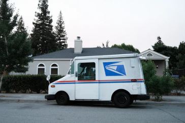 Tracking post office US Mail